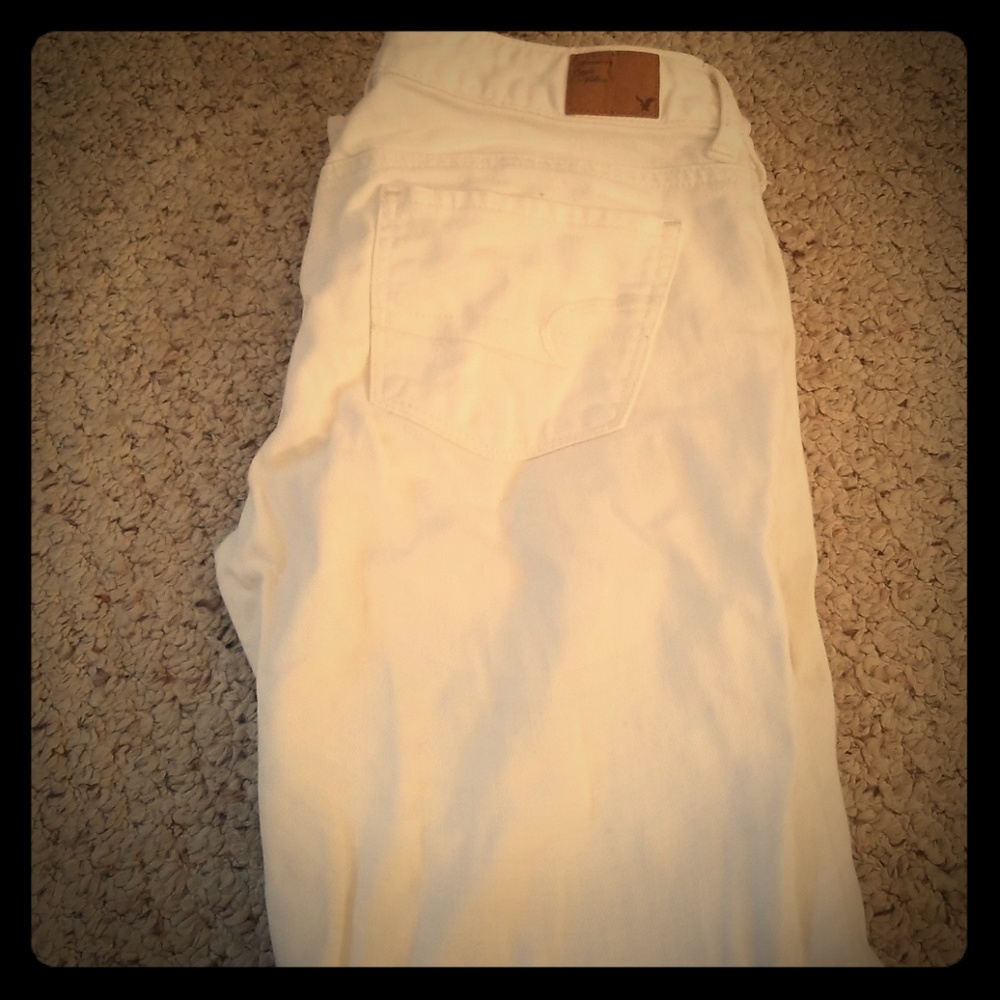 American Eagle Skinny White Jean's Size 4